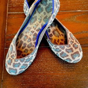 Rothy's size 8, worn a few times! Retired print.